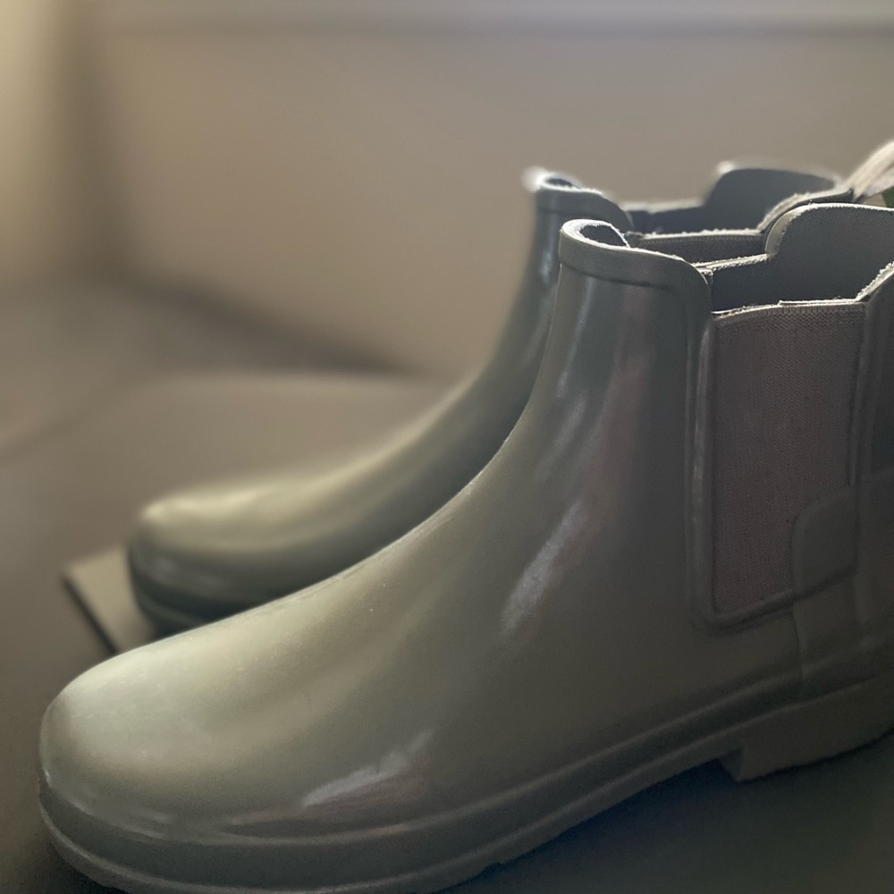 HUNTER rain boots